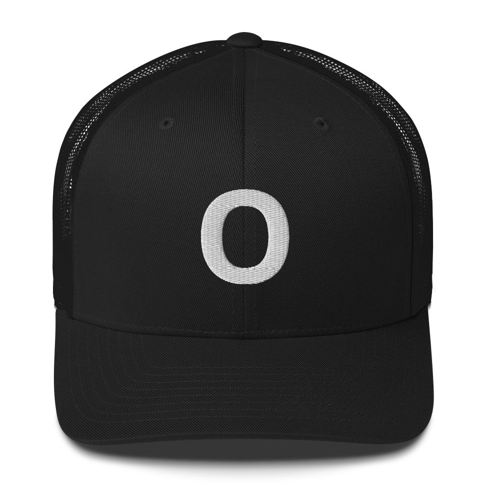 OTTE Mesh Trucker Cap, zwart, voorkant